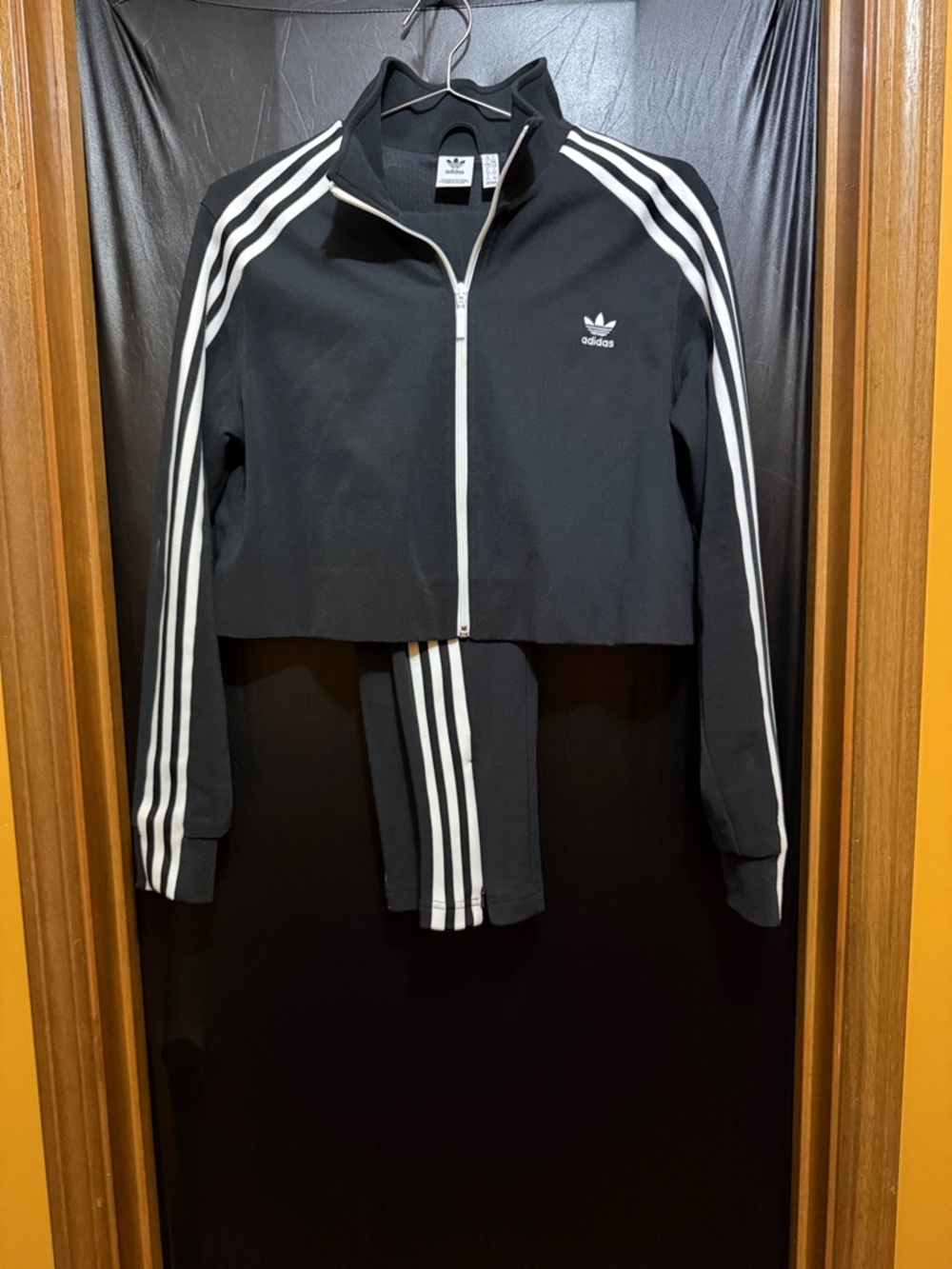 adidas Originals Cropped Track
Jacket - Picture 2 of 8